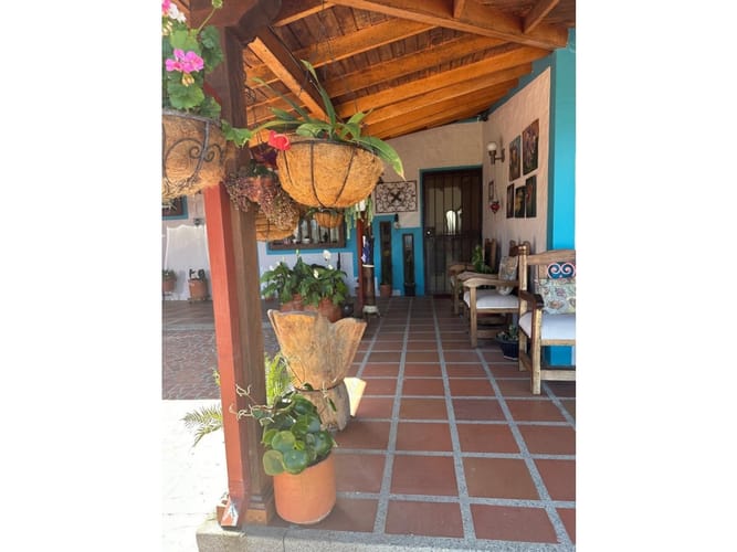 Casa de 3 alcobas en venta en Sajonia, Rionegro, 240 m² · foto 4 de 19