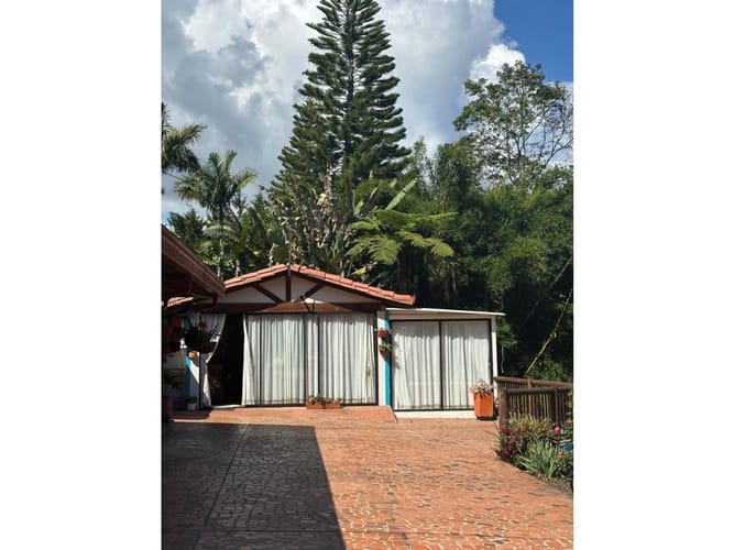 Casa de 3 alcobas en venta en Sajonia, Rionegro, 240 m² · foto 7 de 19