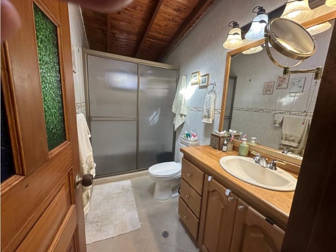 Casa de 3 alcobas en venta en Sajonia, Rionegro, 240 m² · foto 11 de 19