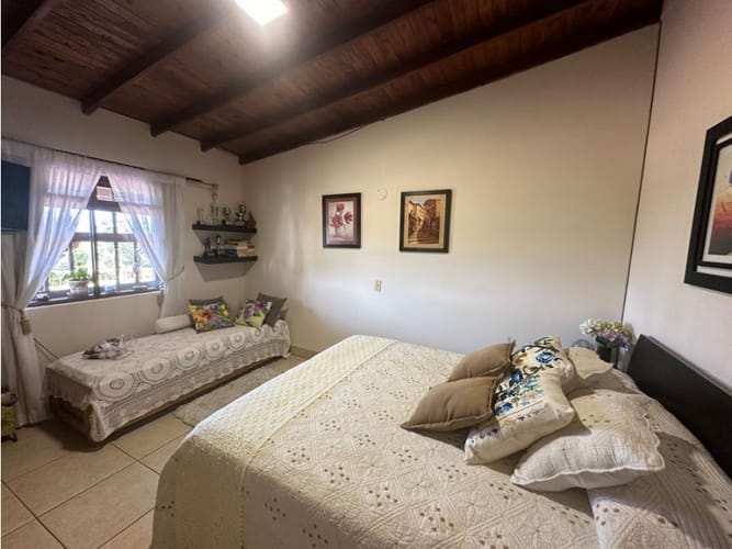 Casa de 3 alcobas en venta en Sajonia, Rionegro, 240 m² · foto 13 de 19
