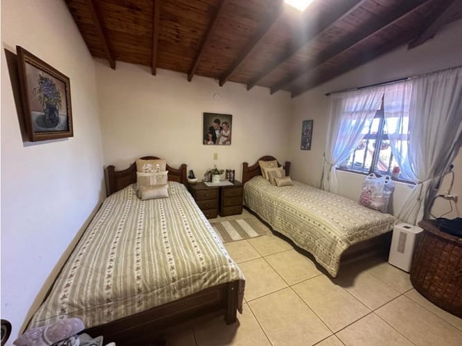 Casa de 3 alcobas en venta en Sajonia, Rionegro, 240 m² · foto 14 de 19