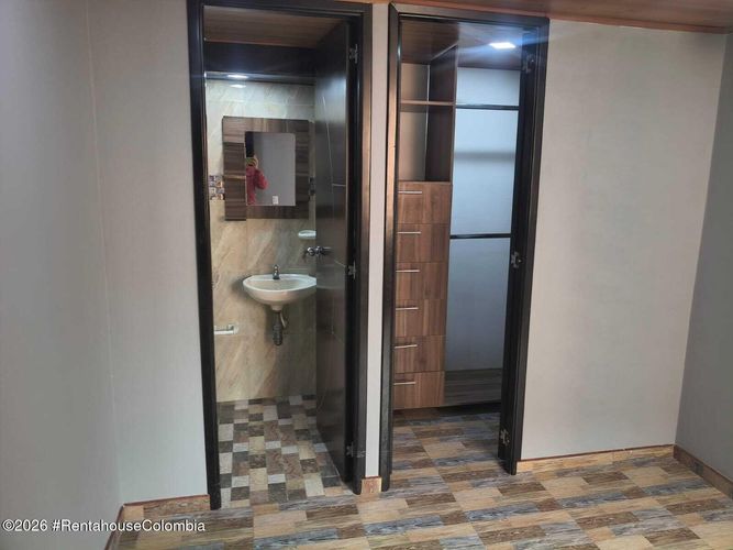 Apartamento de 3 alcobas en venta en Zona Centro, Madrid, 64 m² · foto 7 de 11