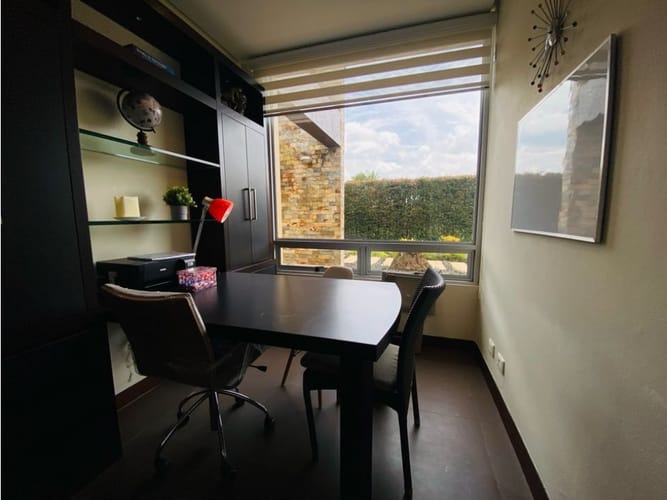 Casa de 4 alcobas en venta en Llano Grande, Girón, 573 m² · foto 6 de 24