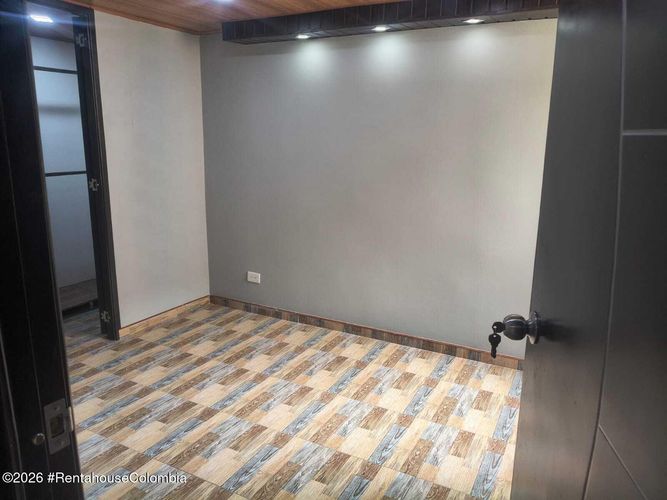Apartamento de 3 alcobas en venta en Zona Centro, Madrid, 64 m² · foto 8 de 11