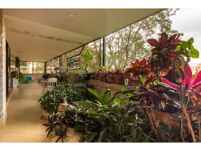 Apartamento de 4 alcobas en venta en Los Balsos, Medellín, 420 m² · foto 12 de 18