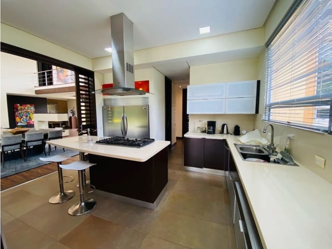 Casa de 4 alcobas en venta en Llano Grande, Girón, 573 m² · foto 21 de 24