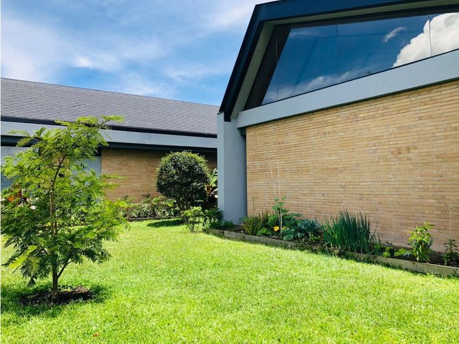 Casa de 4 alcobas en venta en El Porvenir, Rionegro, 400 m² · foto 5 de 24