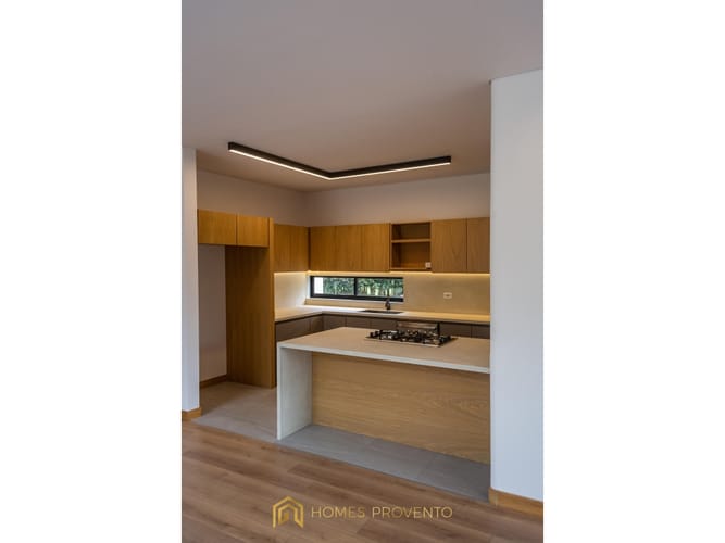 Casa de 4 alcobas en venta en Llano Grande, Rionegro, 390 m² · foto 12 de 24