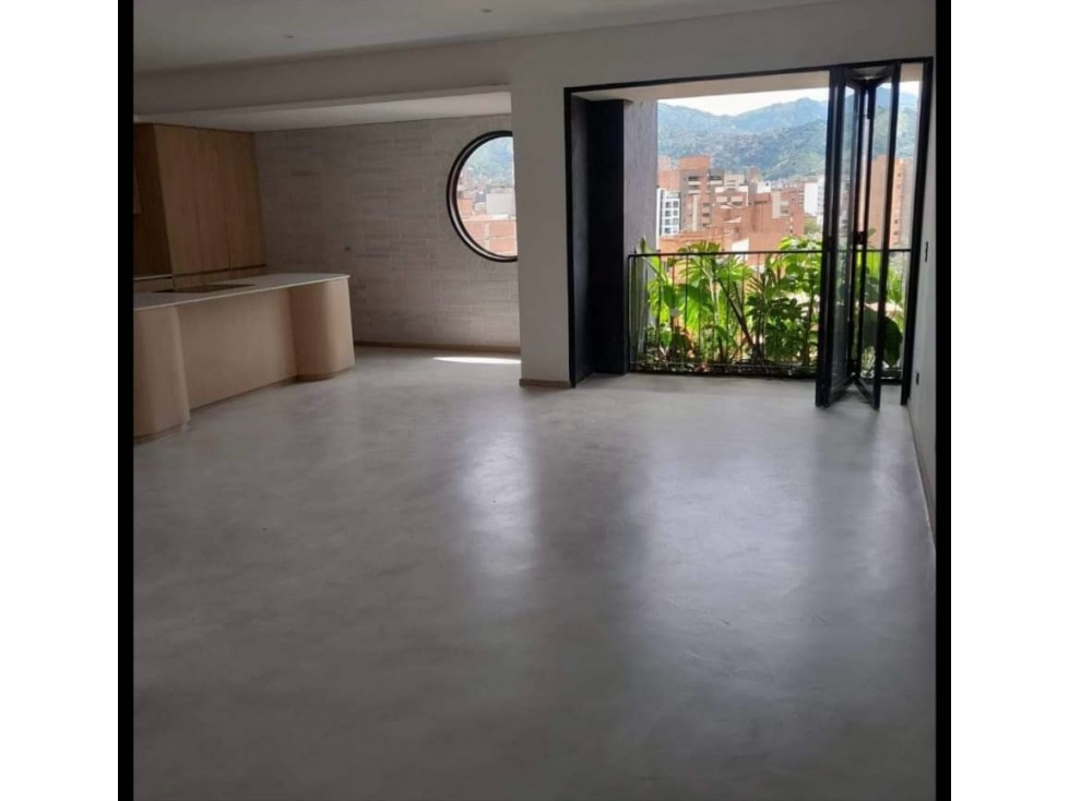 2BR Apartment in Laureles (180 m²) for Sale