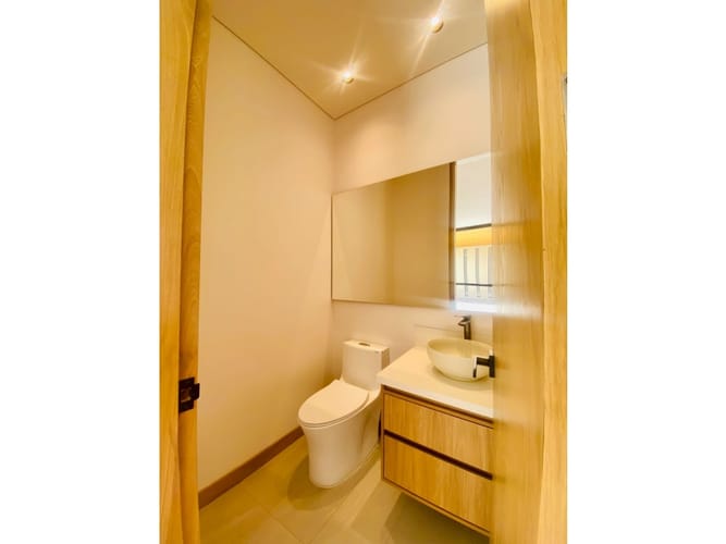 Casa de 4 alcobas en venta en Llano Grande, Rionegro, 390 m² · foto 18 de 24