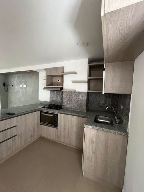 Casa de 3 alcobas en venta en Cabañas, Bello, 75 m² · foto 11 de 23