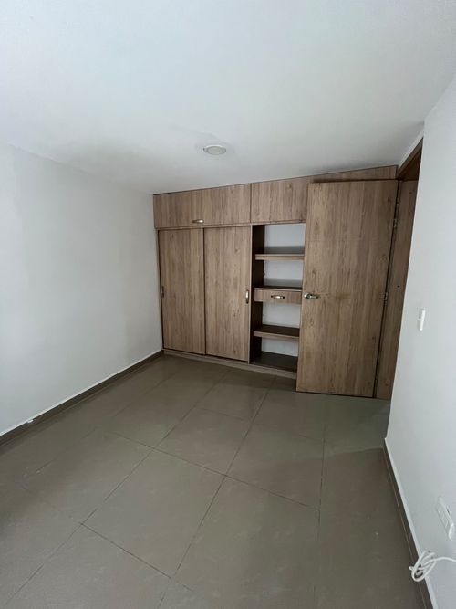 Casa de 3 alcobas en venta en Cabañas, Bello, 75 m² · foto 9 de 23