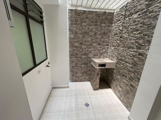 Casa de 3 alcobas en venta en Cabañas, Bello, 75 m² · foto 6 de 23