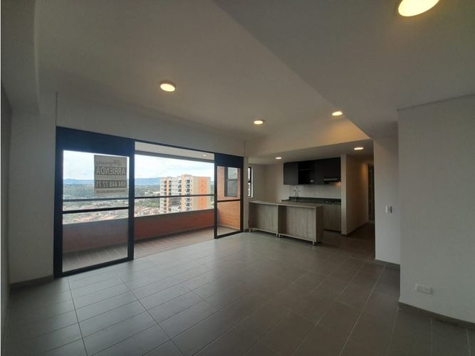Apartamento de 2 alcobas en venta en El Porvenir, Rionegro, 77 m² · foto 1 de 24