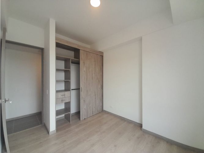 Apartamento de 2 alcobas en venta en El Porvenir, Rionegro, 77 m² · foto 18 de 24
