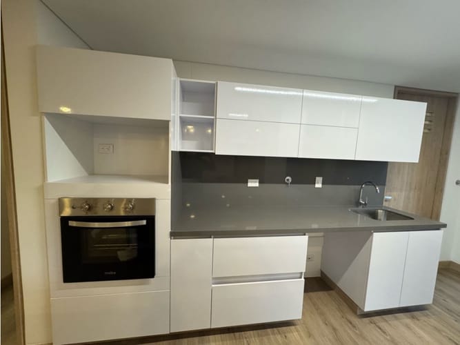 Apartamento de 4 alcobas en venta en Llano Grande, Rionegro, 173 m² · foto 5 de 22