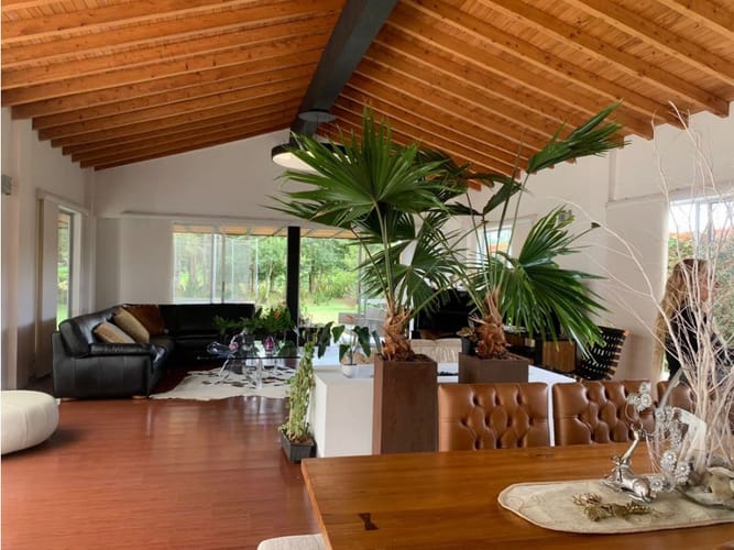 Casa de 3 alcobas en venta en Llano Grande, Rionegro, 320 m² · foto 5 de 24