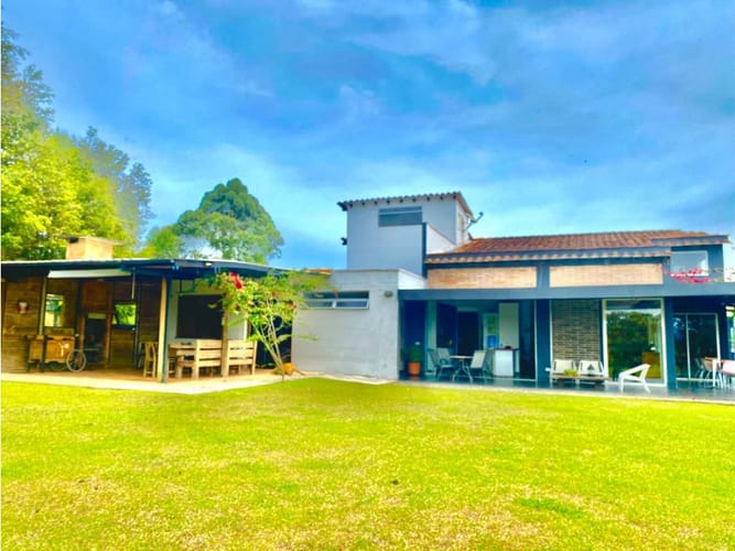 Casa de 4 alcobas en venta en El Capiro, Rionegro, 500 m² · foto 4 de 24