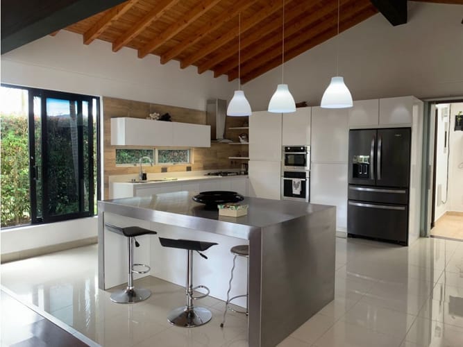 Casa de 3 alcobas en venta en Llano Grande, Rionegro, 320 m² · foto 8 de 24