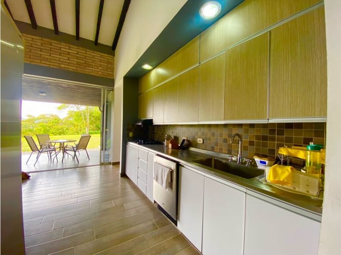 Casa de 4 alcobas en venta en El Capiro, Rionegro, 500 m² · foto 9 de 24