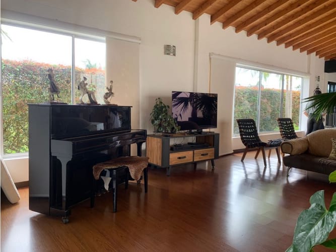 Casa de 3 alcobas en venta en Llano Grande, Rionegro, 320 m² · foto 13 de 24