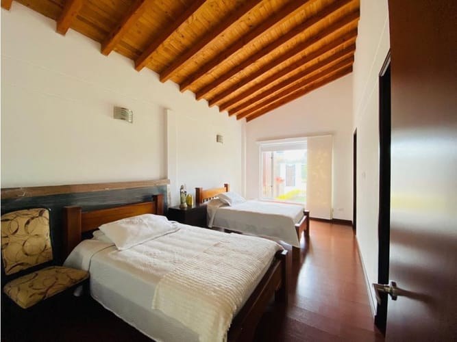 Casa de 3 alcobas en venta en Llano Grande, Rionegro, 320 m² · foto 15 de 24