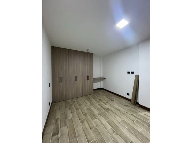 Casa de 3 alcobas en venta en Centro, Rionegro, 200 m² · foto 11 de 22