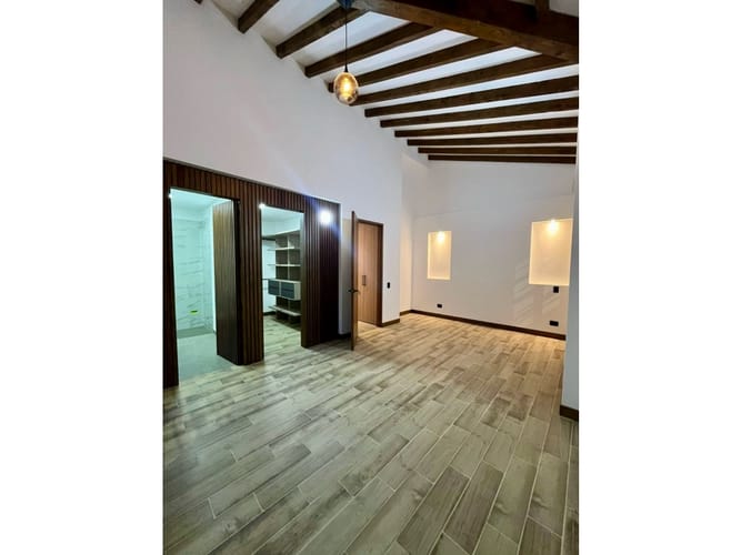 Casa de 3 alcobas en venta en Centro, Rionegro, 200 m² · foto 12 de 22