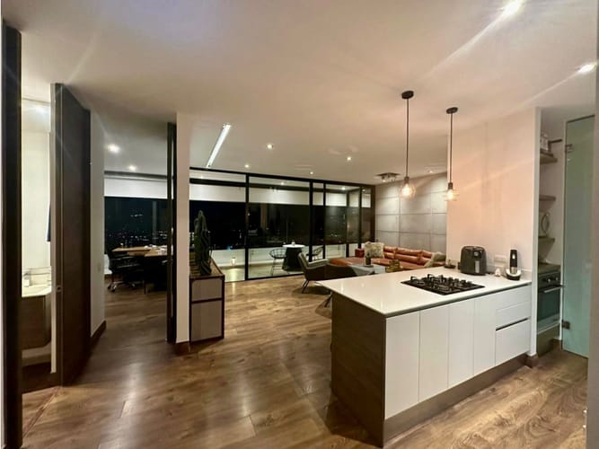 Apartamento de 2 alcobas en venta en Urbanización Las Cumbres, Medellín, 118 m² · foto 4 de 9