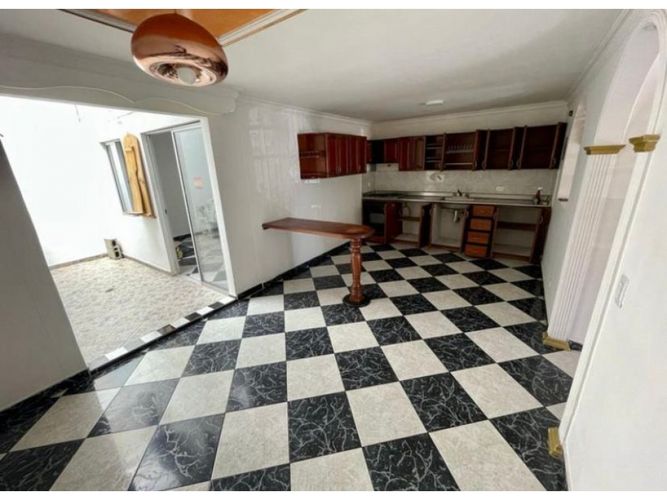 Casa de 5 alcobas en venta en El Porvenir, Rionegro, 120 m² · foto 4 de 12