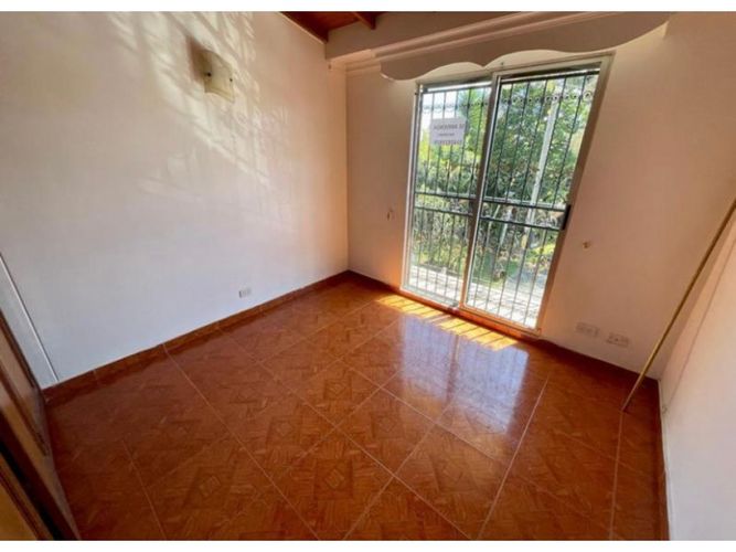 Casa de 5 alcobas en venta en El Porvenir, Rionegro, 120 m² · foto 7 de 12