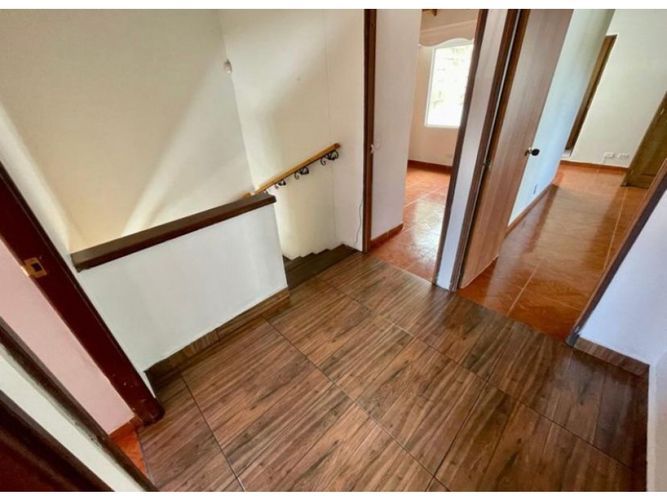 Casa de 5 alcobas en venta en El Porvenir, Rionegro, 120 m² · foto 9 de 12