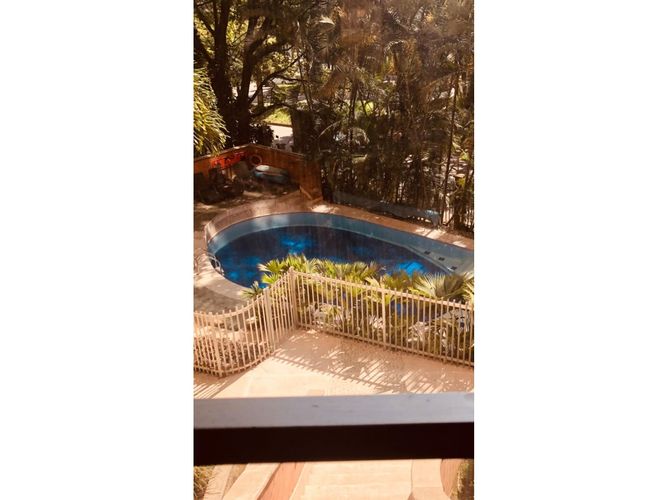 Apartamento de 2 alcobas en venta en El Poblado, Medellín, 80 m² · foto 3 de 9