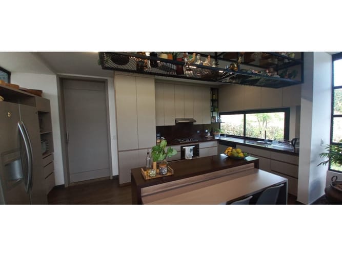 Casa de 3 alcobas en venta en Guamito, La Ceja, 326 m² · foto 3 de 11