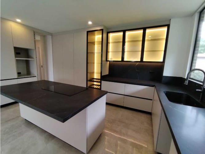 Casa en venta en Santa Catalina, Envigado · foto 8 de 24