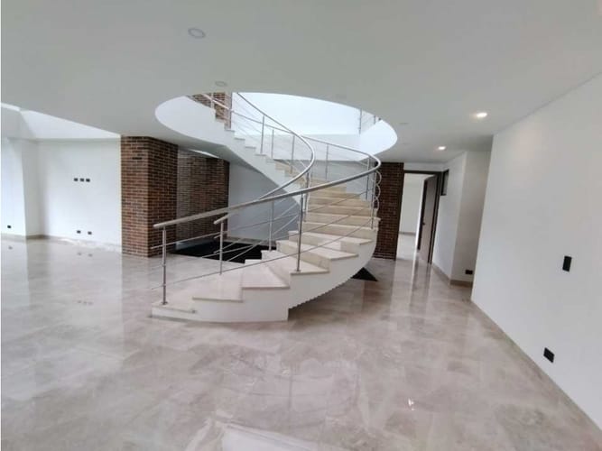 Casa en venta en Santa Catalina, Envigado · foto 9 de 24