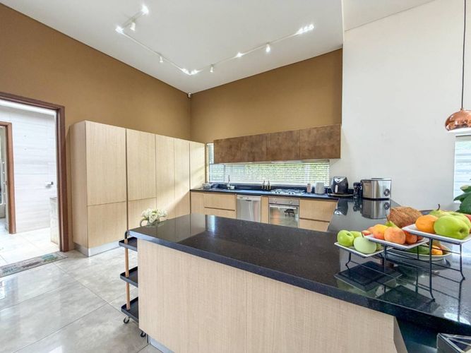Apartamento de 3 alcobas en venta en Ruitoque, Piedecuesta, 350 m² · foto 6 de 24