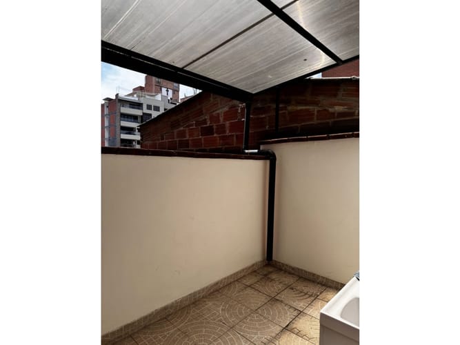 Apartamento en venta en Laureles, Medellín · foto 6 de 23