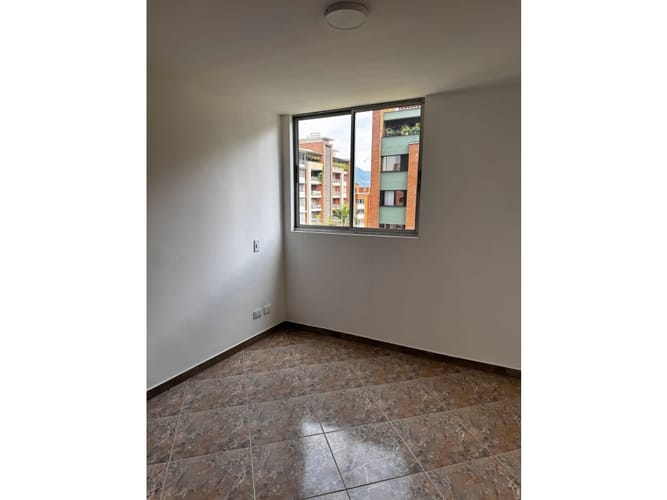 Apartamento en venta en Laureles, Medellín · foto 14 de 23