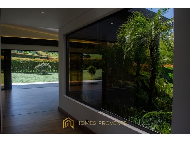 Casa de 4 alcobas en venta en Llano Grande, Rionegro, 400 m² · foto 6 de 24