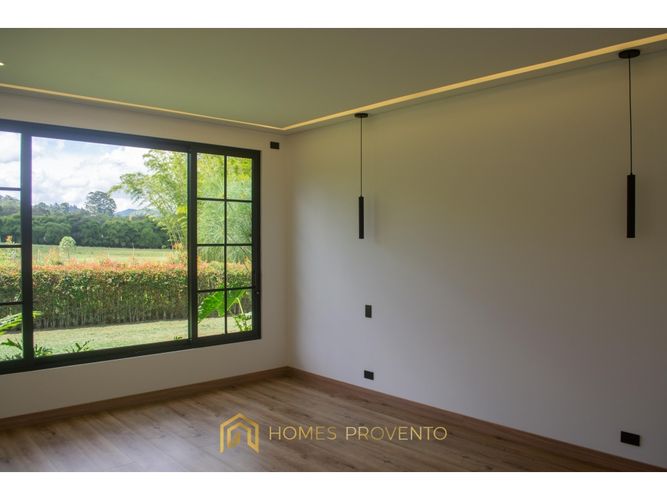 Casa de 4 alcobas en venta en Llano Grande, Rionegro, 400 m² · foto 13 de 24
