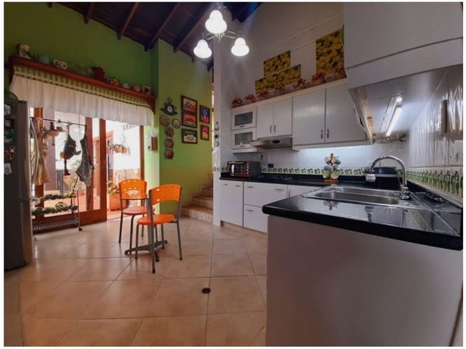 Casa de 4 alcobas en venta en Altos Del Escobero, Medellín, 520 m² · foto 7 de 24