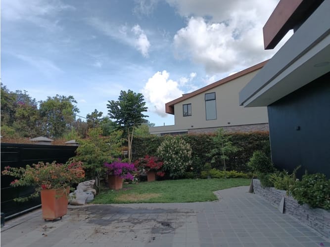Casa de 4 alcobas en venta en Llano Grande, Rionegro, 340 m² · foto 7 de 20