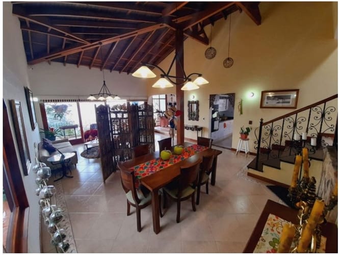 Casa de 4 alcobas en venta en Altos Del Escobero, Medellín, 520 m² · foto 15 de 24