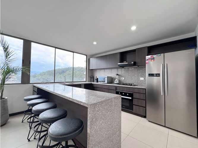Apartamento en venta en El Poblado, Medellín · foto 15 de 22