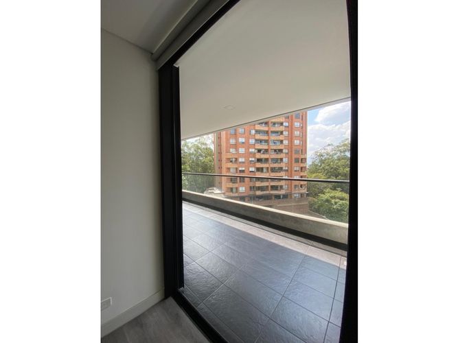 Apartamento de 1 alcoba en venta en El Poblado, Medellín, 89 m² · foto 10 de 24