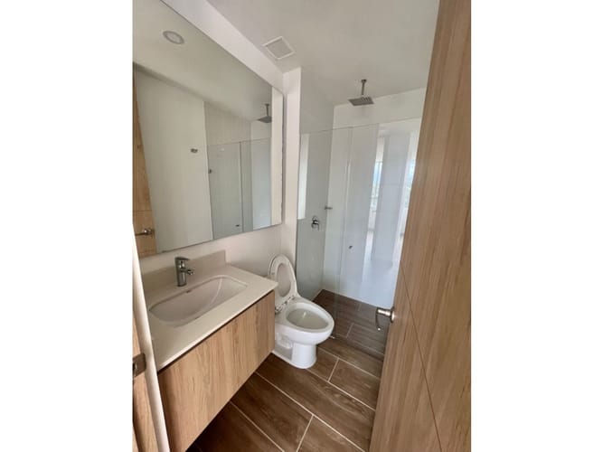 Apartamento de 2 alcobas en venta en Centro, Rionegro, 65 m² · foto 9 de 9