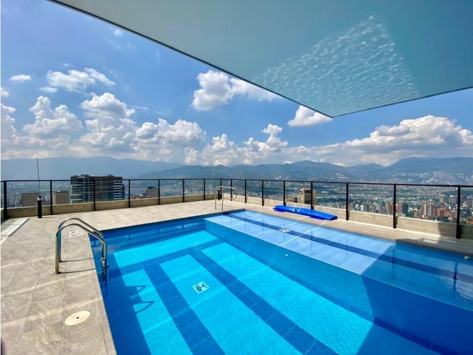Apartamento de 1 alcoba en venta en El Poblado, Medellín, 89 m² · foto 19 de 24