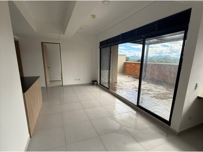 Apartamento de 2 alcobas en venta en Barro Blanco, Rionegro, 108 m² · foto 3 de 13