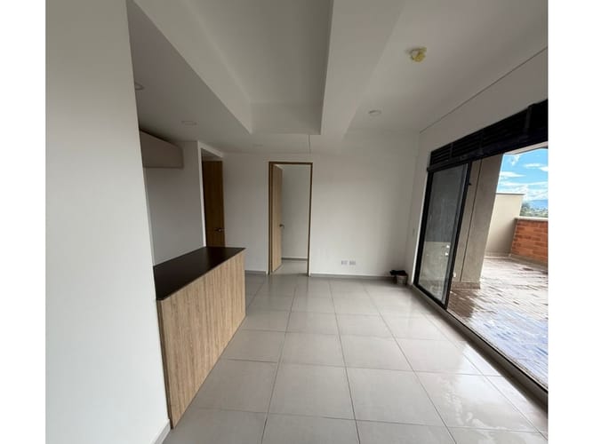 Apartamento de 2 alcobas en venta en Barro Blanco, Rionegro, 108 m² · foto 4 de 13
